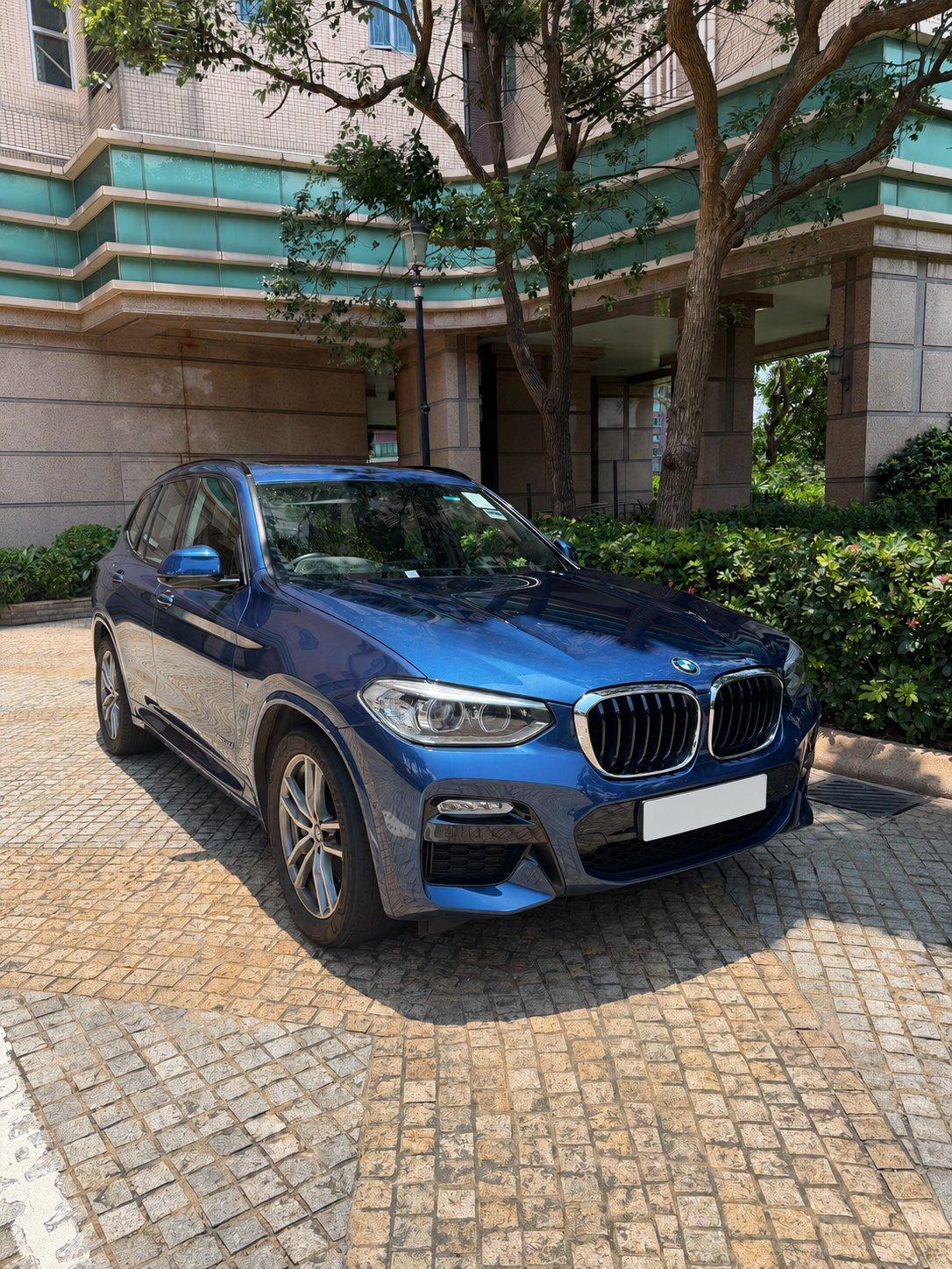 2017 BMW X3 xDrive30i M Sport in blue