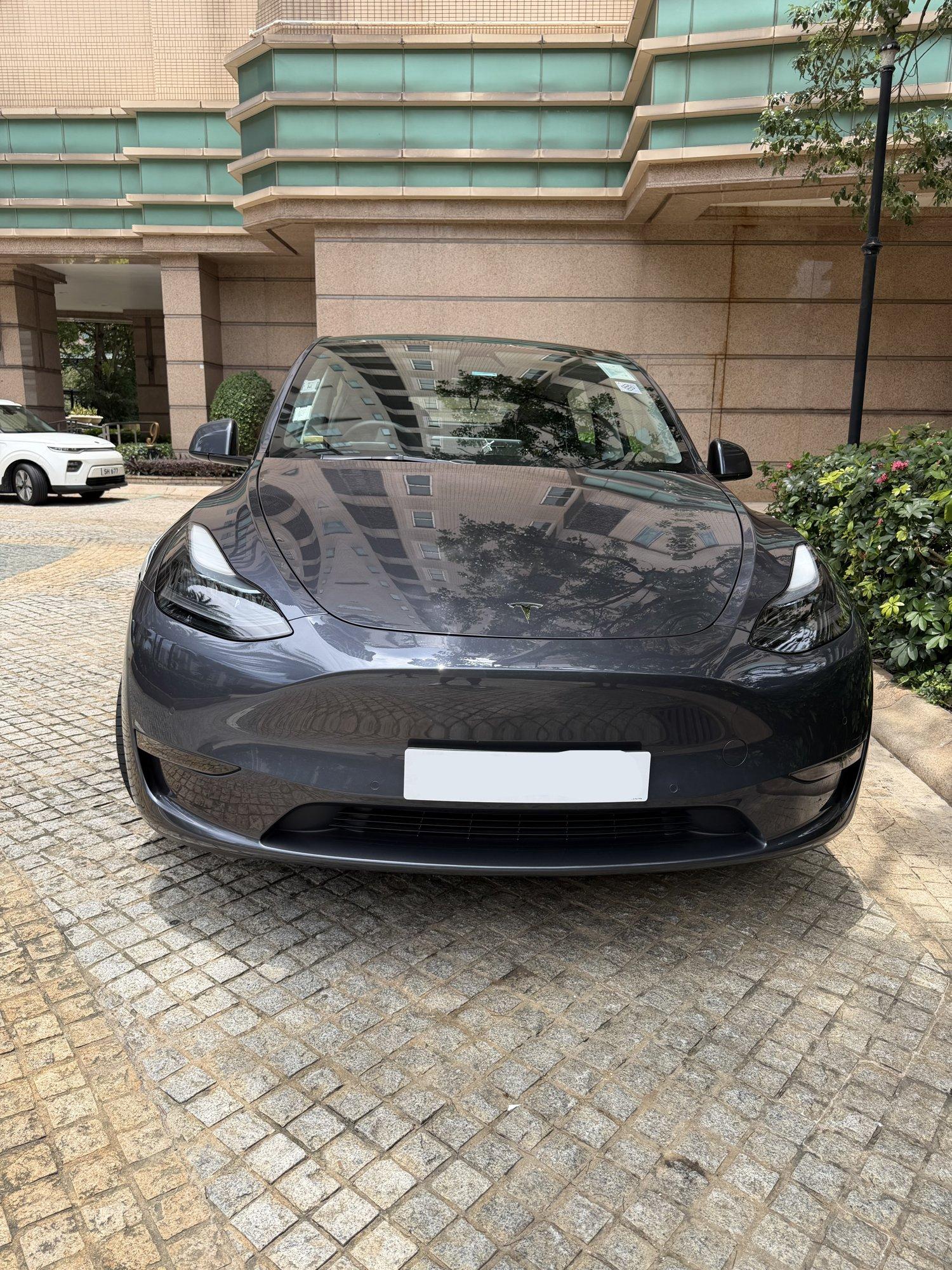 2023 Tesla Model Y Long Range AWD in grey